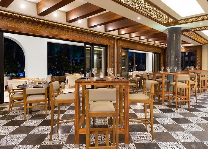 Hotel La Valencia & Cabos 5*